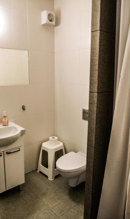 Villa 37B Bed And Breakfast Варшава Екстериор снимка