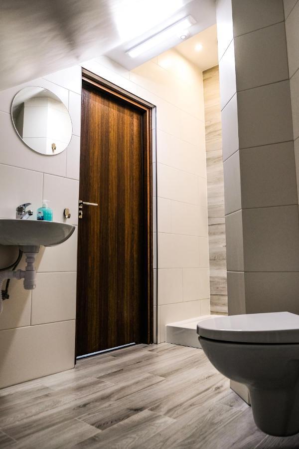 Villa 37B Bed And Breakfast Варшава Екстериор снимка
